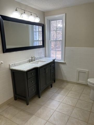 80 Carmel Road 5, Andover, MA 01810