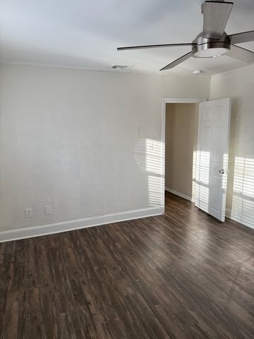 80 Carmel Road 5, Andover, MA 01810