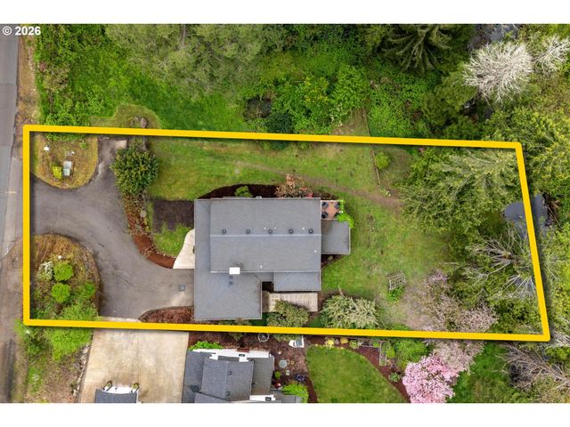 3823 Se ALDERCREST Rd, Milwaukie, OR 97222