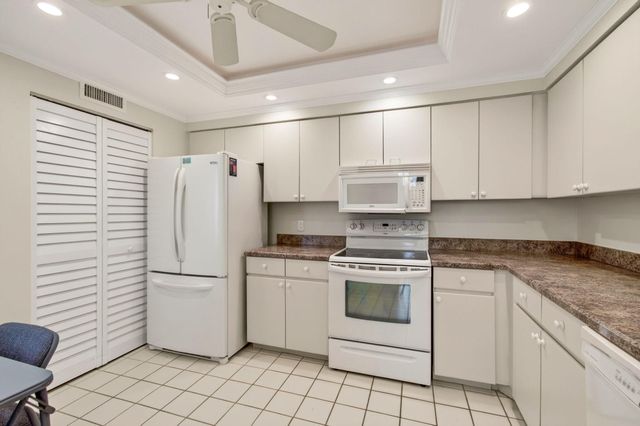 16032 LOMOND HILLS Trail 156, Delray Beach, FL 33446