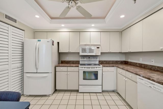 16032 LOMOND HILLS Trail 156, Delray Beach, FL 33446