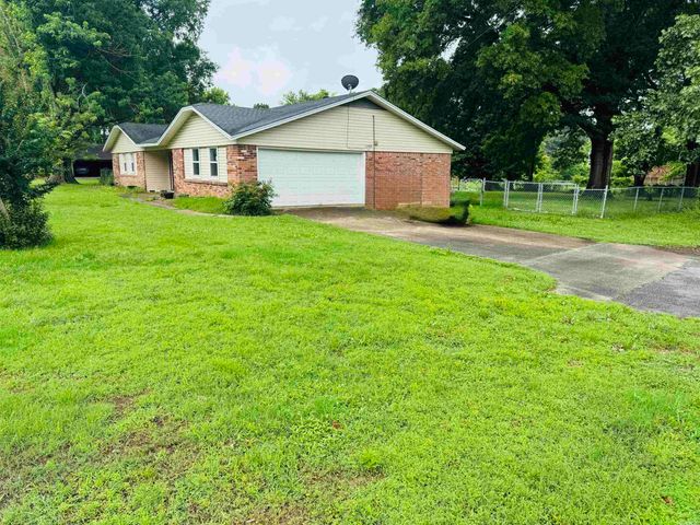 10 Quapaw Trail, Jacksonville, AR 72076