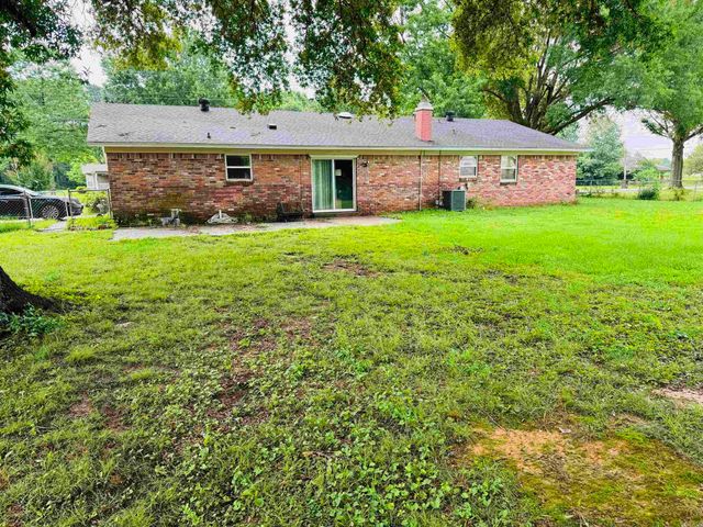 10 Quapaw Trail, Jacksonville, AR 72076