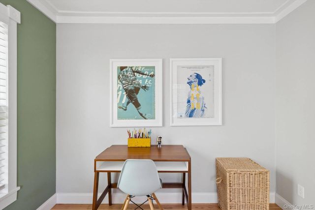 28 Wolf Way, East Hampton, NY 11937
