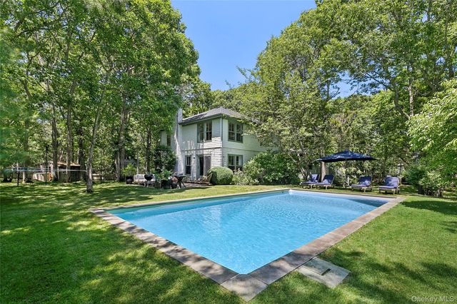 28 Wolf Way, East Hampton, NY 11937