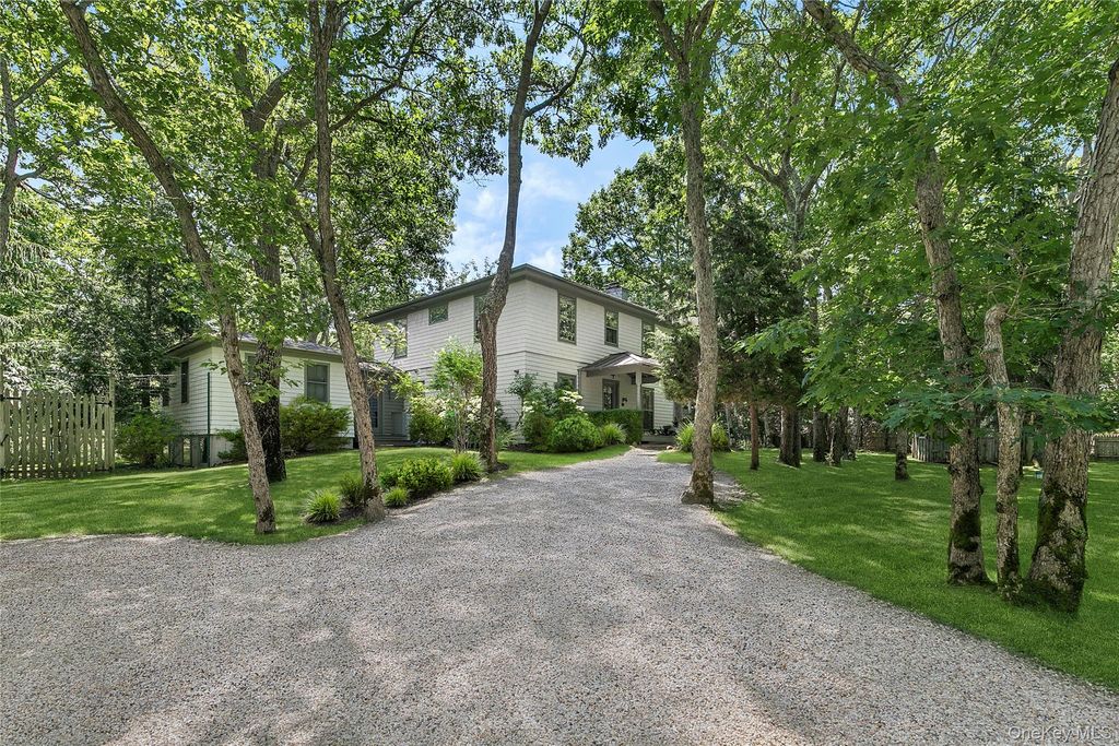 28 Wolf Way, East Hampton, NY 11937