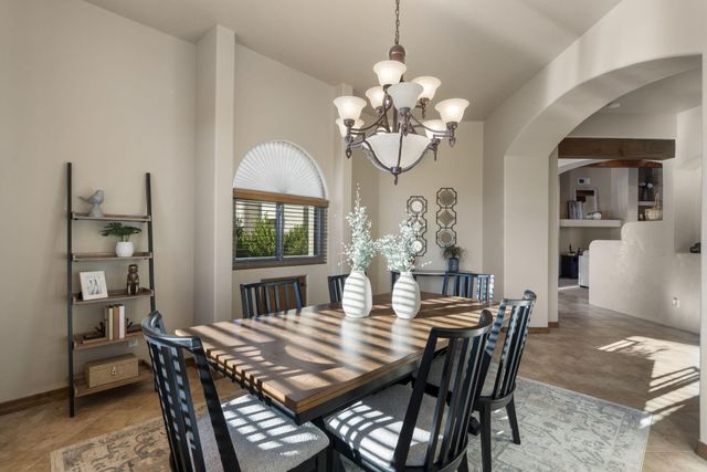 400 ALBOR Circle NE, Rio Rancho, NM 87124