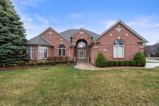 56446 Birkdale Drive, Macomb Twp, MI 48042
