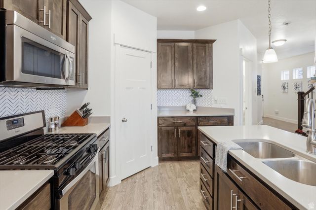 4432 W HILL SHADOW WAY, Herriman, UT 84096
