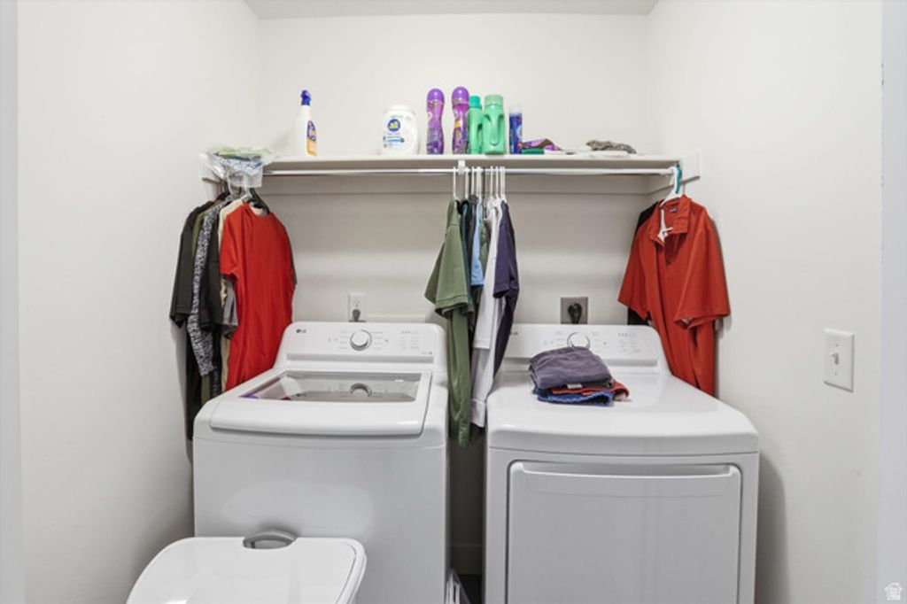 Image 28 of property listing at 4432 W HILL SHADOW WAY, Herriman, UT 84096