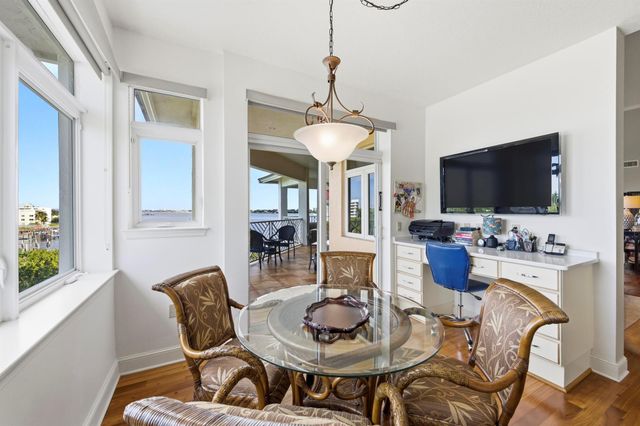 309 E Ocean Avenue 306, Lantana, FL 33462