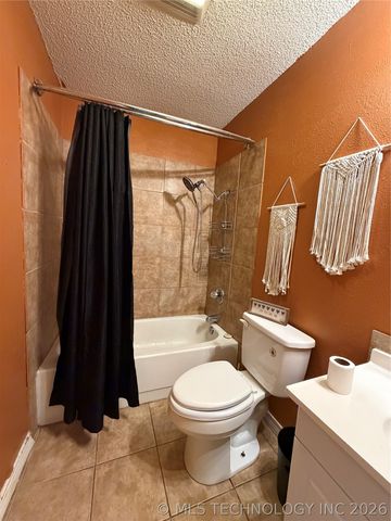 703 W Cedar, Wilburton, OK 74578