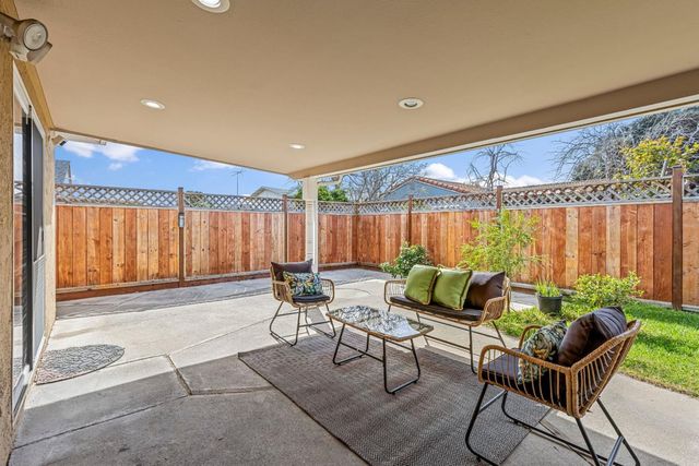 2698 Kendrick Circle, San Jose, CA 95121