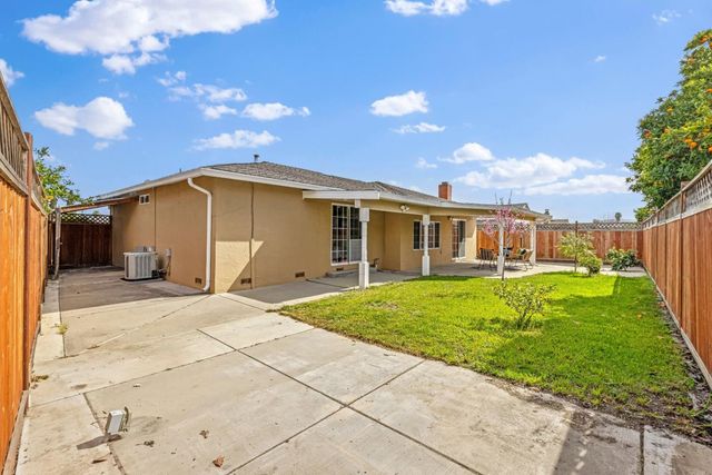 2698 Kendrick Circle, San Jose, CA 95121