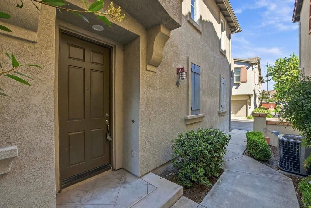 2072 Aviata Rd 66, Chula Vista, CA 91914 — exterior