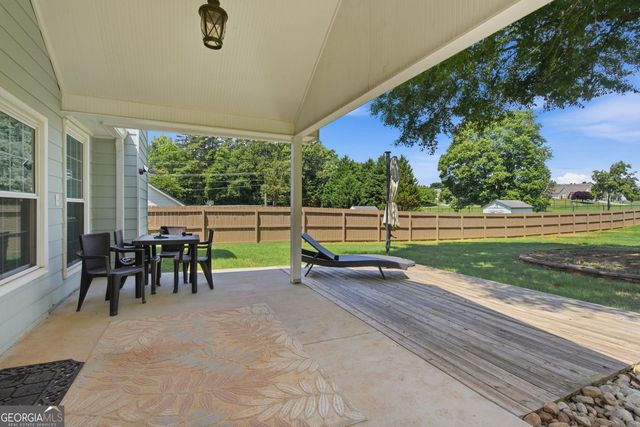 5780 Newberry Point Drive, Flowery Branch, GA 30542