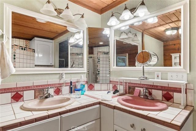 14969 Centerville Road, Magalia, CA 95954