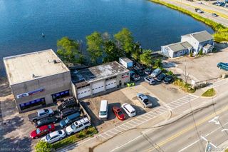 30 W Clarkston Road, Lake Orion, MI 48362