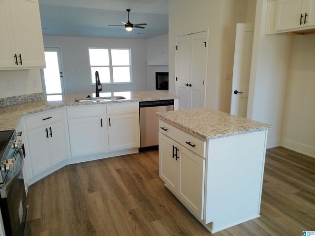 636 JAMESTOWN CIRCLE, Montevallo, AL 35115