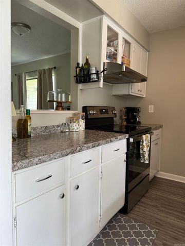101 Pine Forest Dr Apt 7, Maumelle, AR 72113