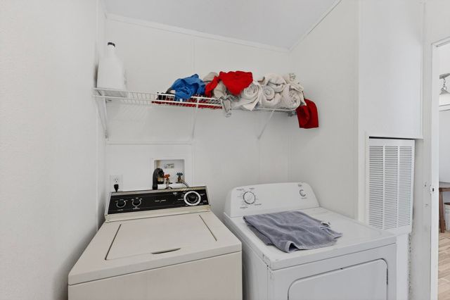 2 Connecticut Court, Moriarty, NM 87035