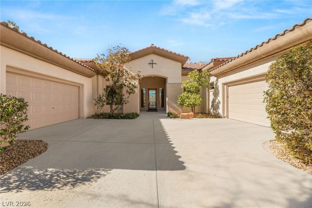 1 Knob Oak Drive, Henderson, NV 89052