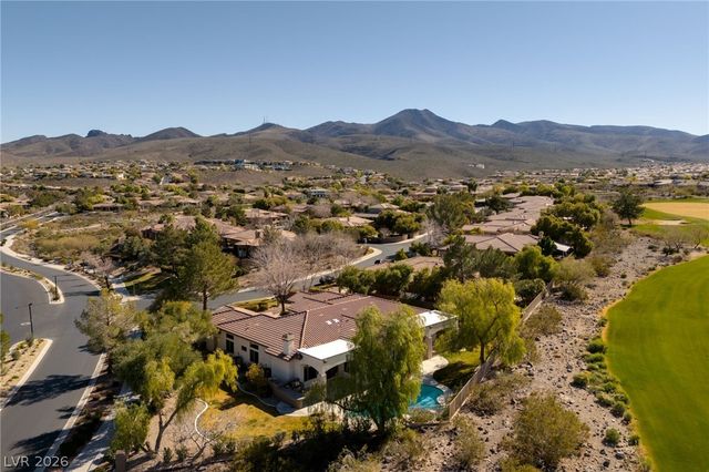 1 Knob Oak Drive, Henderson, NV 89052