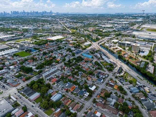 699 E Okeechobee Rd, Hialeah, FL 33010