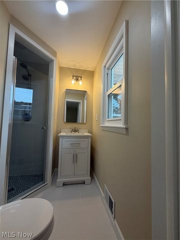 712 41st Street, Vienna, WV 26105