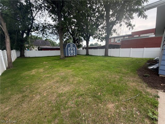 712 41st Street, Vienna, WV 26105