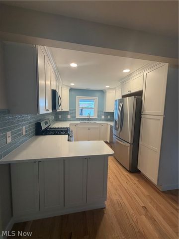 712 41st Street, Vienna, WV 26105