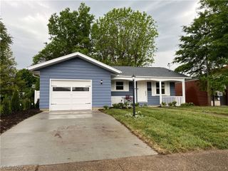 712 41st Street, Vienna, WV 26105