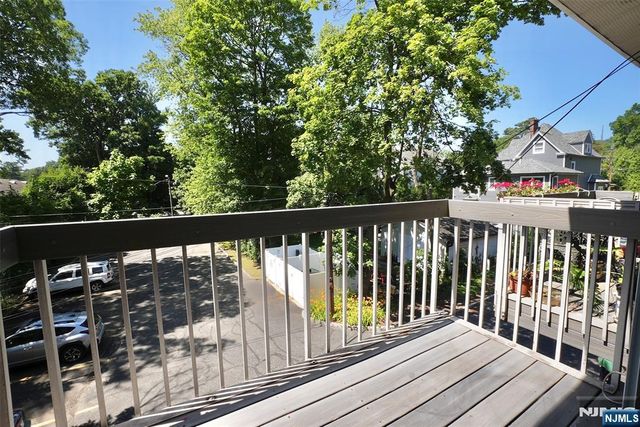 39 Harrison Avenue 20, Montclair, NJ 07042