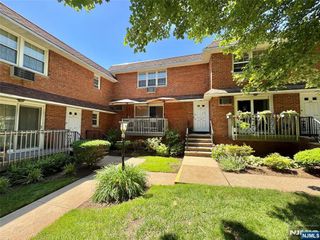 39 Harrison Avenue 20, Montclair, NJ 07042