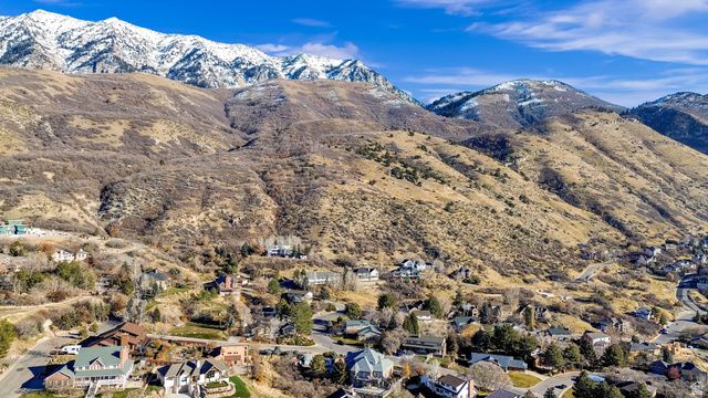 1085 E WINDSOR DR, Provo, UT 84604