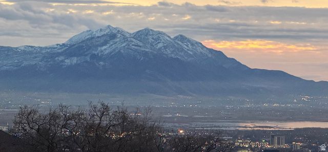 1085 E WINDSOR DR, Provo, UT 84604