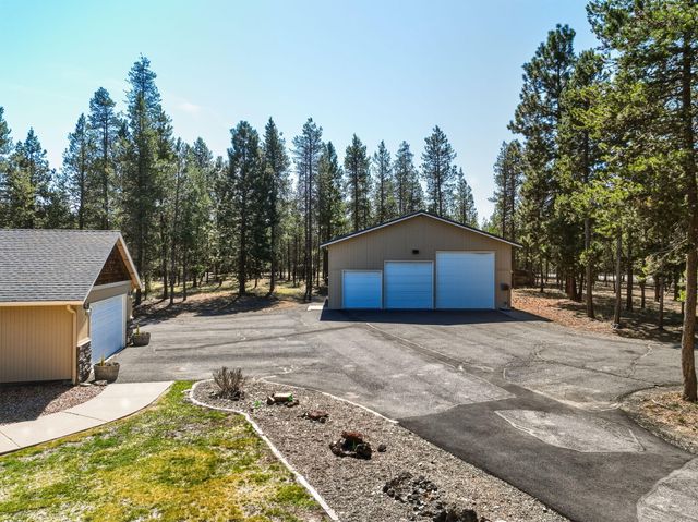 52220 Dorrance Meadow Road, La Pine, OR 97739
