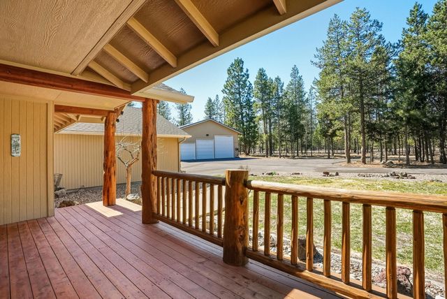 52220 Dorrance Meadow Road, La Pine, OR 97739