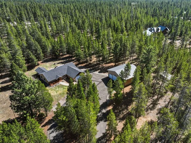 52220 Dorrance Meadow Road, La Pine, OR 97739