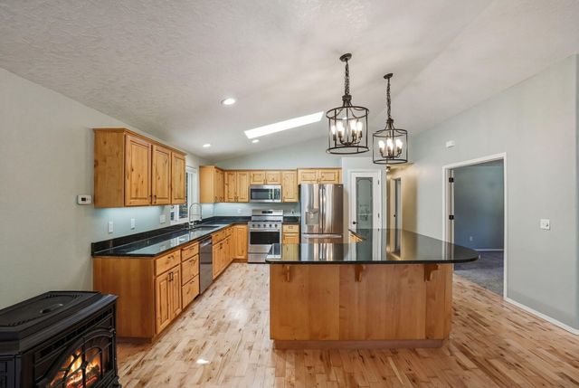 52220 Dorrance Meadow Road, La Pine, OR 97739