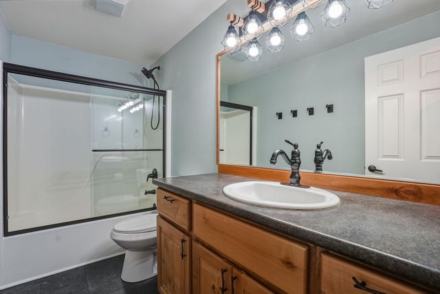 52220 Dorrance Meadow Road, La Pine, OR 97739