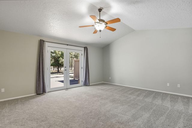 52220 Dorrance Meadow Road, La Pine, OR 97739