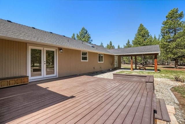 52220 Dorrance Meadow Road, La Pine, OR 97739