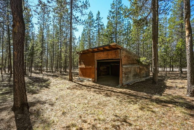 52220 Dorrance Meadow Road, La Pine, OR 97739