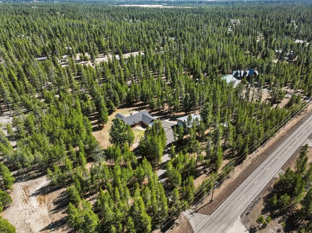 52220 Dorrance Meadow Road, La Pine, OR 97739