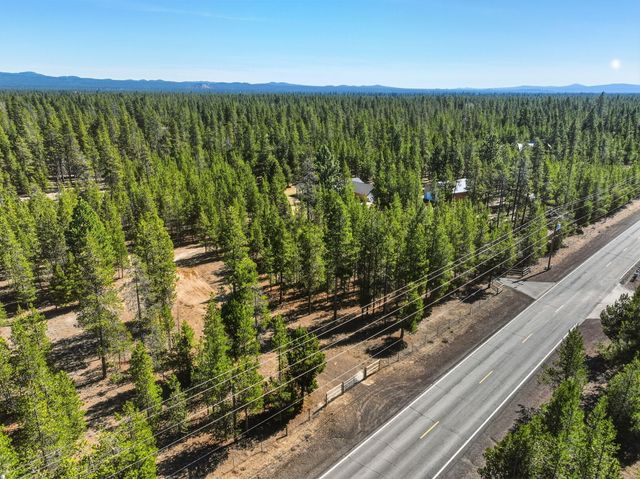52220 Dorrance Meadow Road, La Pine, OR 97739
