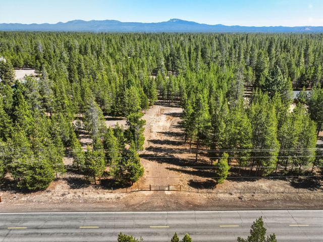 52220 Dorrance Meadow Road, La Pine, OR 97739