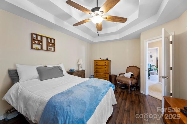 600 Summey Farm Drive, Dallas, NC 28034