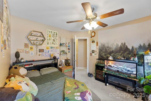 600 Summey Farm Drive, Dallas, NC 28034