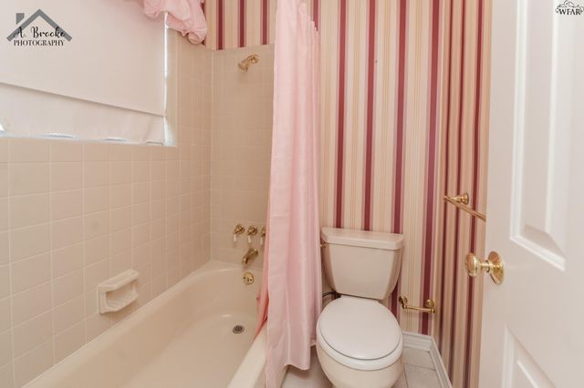 903 MIMOSA STREET, Burkburnett, TX 76354